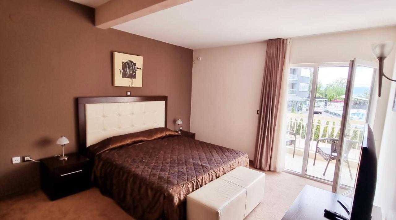 Hotel Bluebell Ohrida Exterior foto